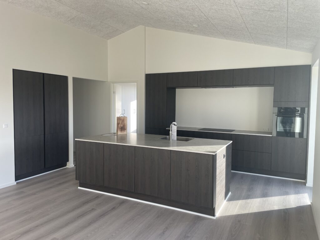 Nye hjem i Pannerupdalen – nøglerne til Ling og Mads